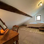 Maison Poumarou 펜션 *
