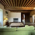 Maison Poumarou 펜션