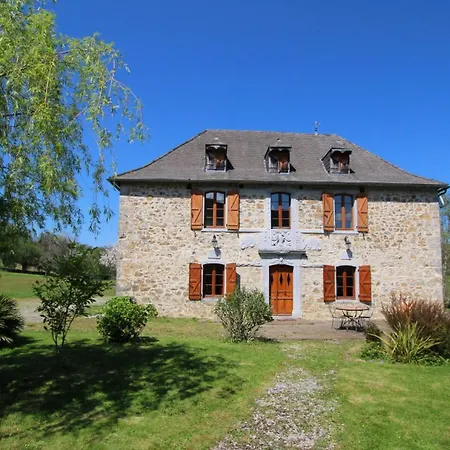 Maison Poumarou Сasa de vacaciones *