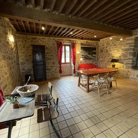 Maison Poumarou Holiday home