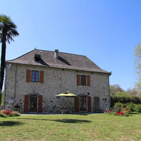Maison Poumarou Сasa de vacaciones Sainte-Colome