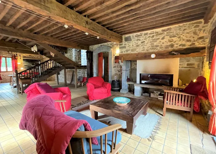 Maison Poumarou * Sainte-Colome